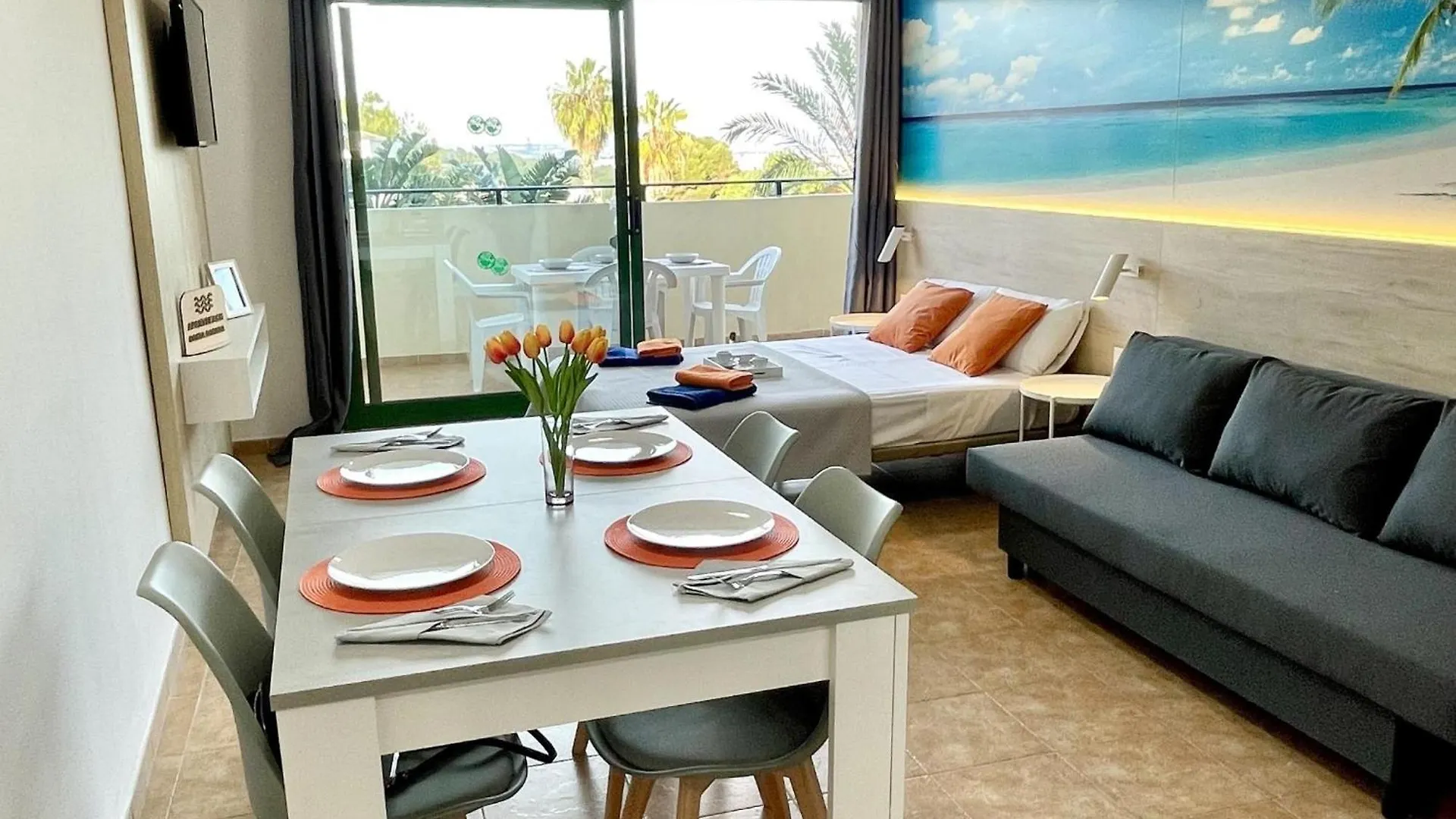 Apartbeach Festival Village Vistas Playa Y Piscinas Salou