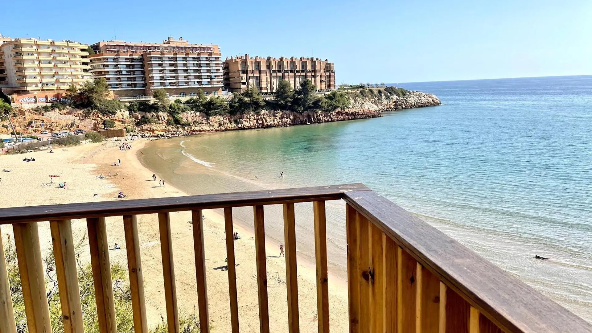 Apartbeach Festival Village Vistas Playa Y Piscinas Salou Spain