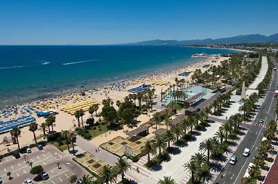 Apartment Apartbeach Festival Village Vistas Playa Y Piscinas Salou Spain