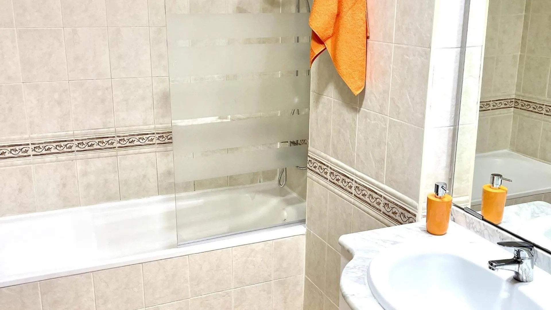 Apartbeach Festival Village Vistas Playa Y Piscinas Salou Apartment