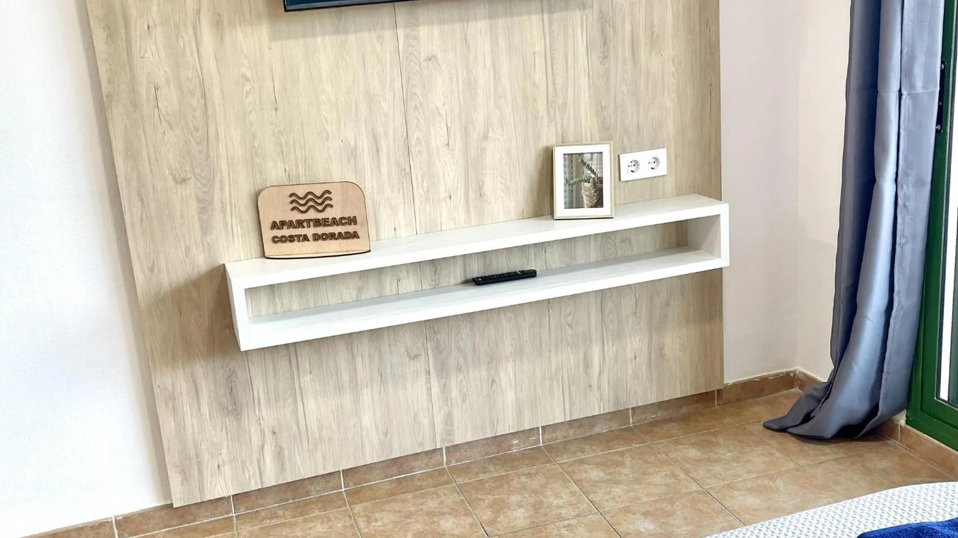 Apartment Apartbeach Festival Village Vistas Playa Y Piscinas Salou Spain