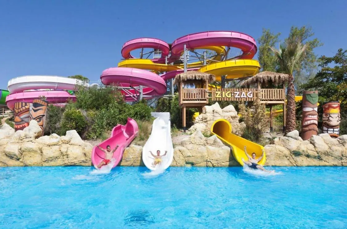 Apartbeach Festival Village Vistas Playa Y Piscinas Salou 0*,