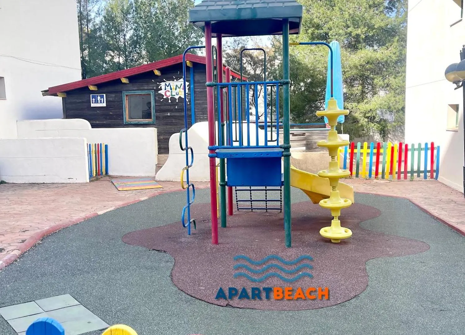 Apartbeach Festival Village Vistas Playa Y Piscinas Salou 0*,  Spain